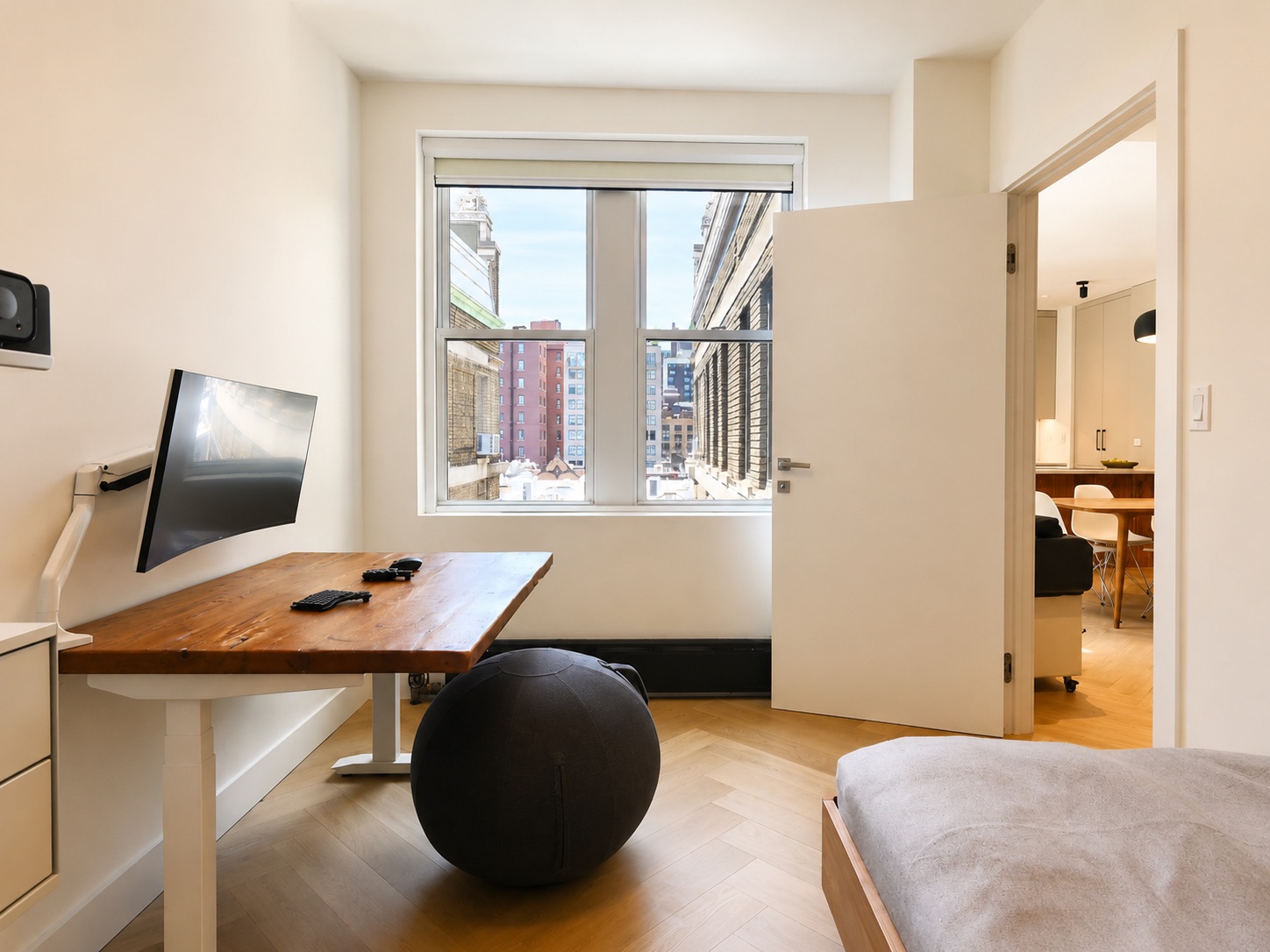 Office or small bedroom